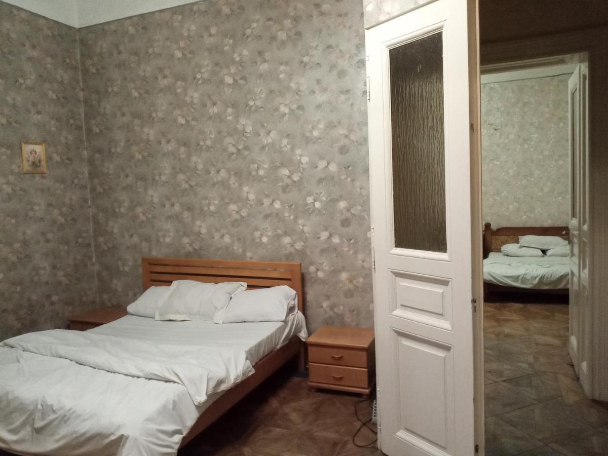 Ferienwohnung Lviv Of Open Hearts Exterior foto